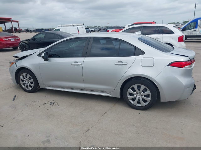 5YFEPRAEXLP115182 Toyota COROLLA LE