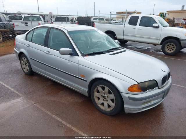 Auction sale of the 2001 Bmw 325i, vin: WBAAV33401FU89792, lot number: 44846052