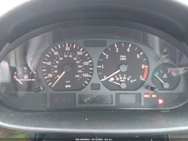 44846052 :رقم المزاد ، WBAAV33401FU89792 vin ، 2001 Bmw 325i مزاد بيع
