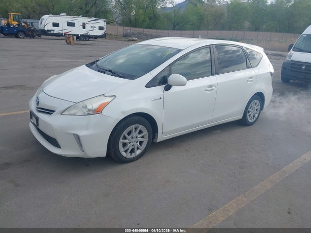2013 TOYOTA PRIUS V JTDZN3EU8D3247311 Photo 1