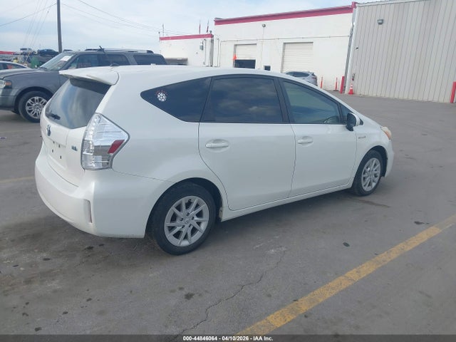 2013 TOYOTA PRIUS V JTDZN3EU8D3247311 Photo 3