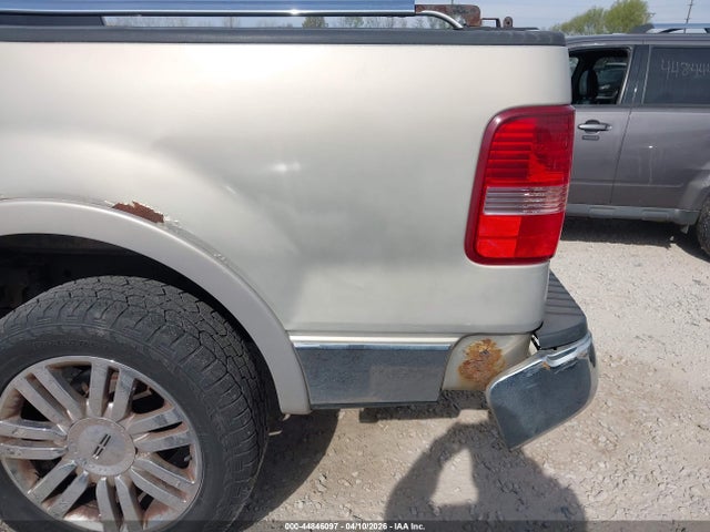 Auction sale of the 2006 Lincoln Mark Lt, vin: 5LTPW18566FJ15465, lot number: 44846097