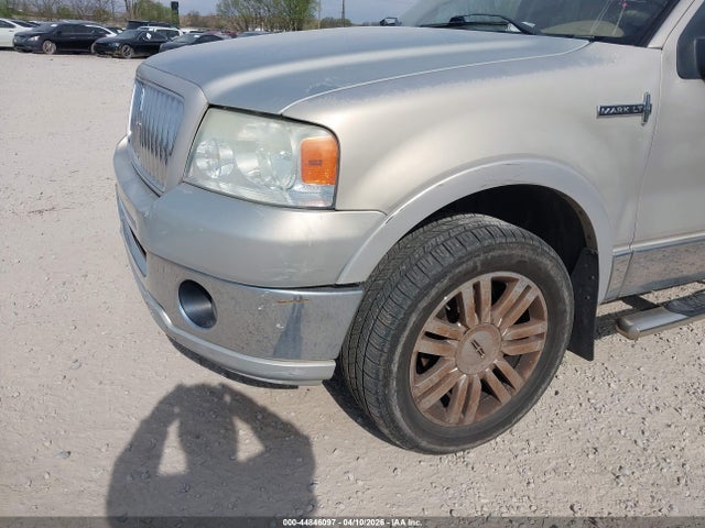Auction sale of the 2006 Lincoln Mark Lt, vin: 5LTPW18566FJ15465, lot number: 44846097