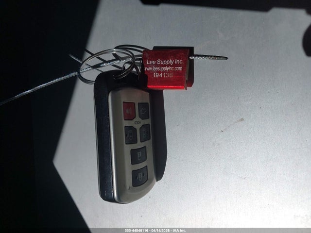 5TDYK3DC6FS600403 Toyota Sienna Xle 8 Passenger