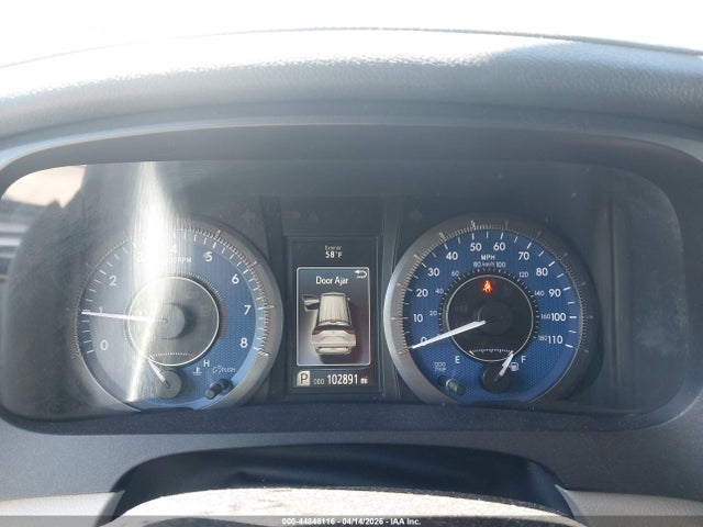 5TDYK3DC6FS600403 Toyota Sienna Xle 8 Passenger