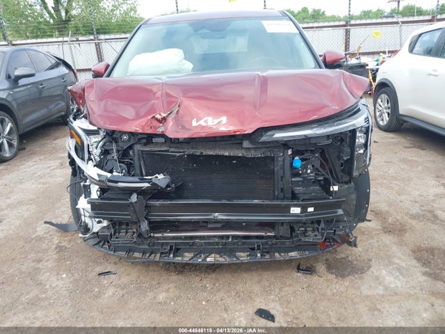 2025 Kia Carnival Mpv Lxs მანქანა იყიდება აუქციონზე, vin: KNDNB5K35S6535152, აუქციონის ნომერი: 44846118