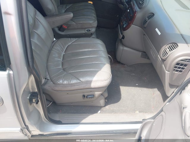 Aukcja sprzedaży 2000 Chrysler Town & Country Limited, vin: 1C4GP64L7YB517278, numer aukcji: 44846124