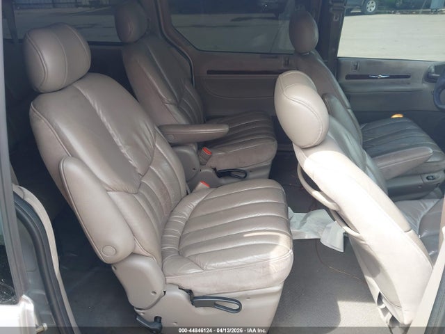 Aukcja sprzedaży 2000 Chrysler Town & Country Limited, vin: 1C4GP64L7YB517278, numer aukcji: 44846124