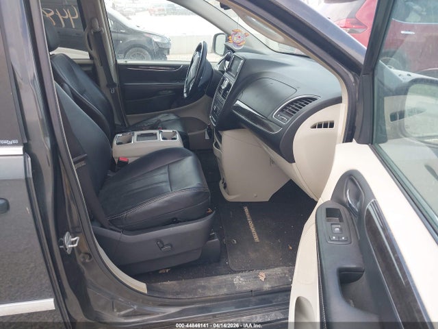 2012 Chrysler Town & Country Touring მანქანა იყიდება აუქციონზე, vin: 2C4RC1BG8CR215344, აუქციონის ნომერი: 44846141