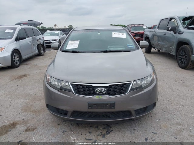 2013 Kia Forte Ex მანქანა იყიდება აუქციონზე, vin: KNAFU4A27D5671337, აუქციონის ნომერი: 44846143