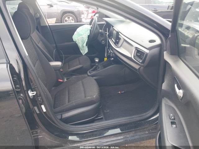 44846158 :رقم المزاد ، 3KPA24AD5LE330056 vin ، 2020 Kia Rio S مزاد بيع