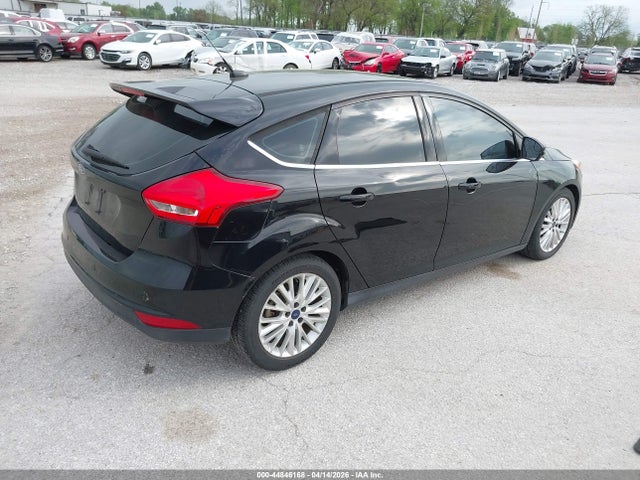Ford Focus Titanium 2016 1FADP3N29GL260209 Image 4