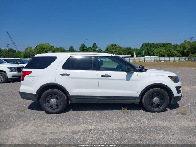 Ford Police Interceptor Utility 2018 1FM5K8AT3JGC35326 Image 18