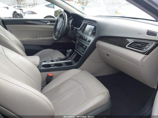 2017 Hyundai Sonata Limited მანქანა იყიდება აუქციონზე, vin: 5NPE34AF2HH473260, აუქციონის ნომერი: 44846227
