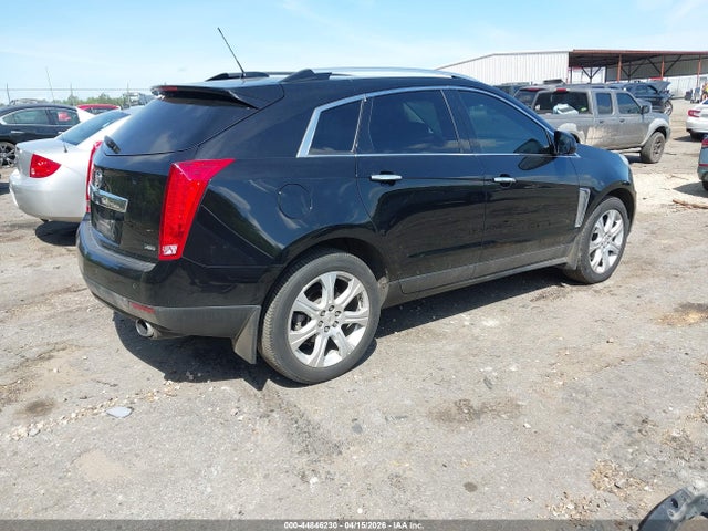 44846230 :رقم المزاد ، 3GYFNCE30FS628703 vin ، 2015 Cadillac Srx Performance Collection مزاد بيع