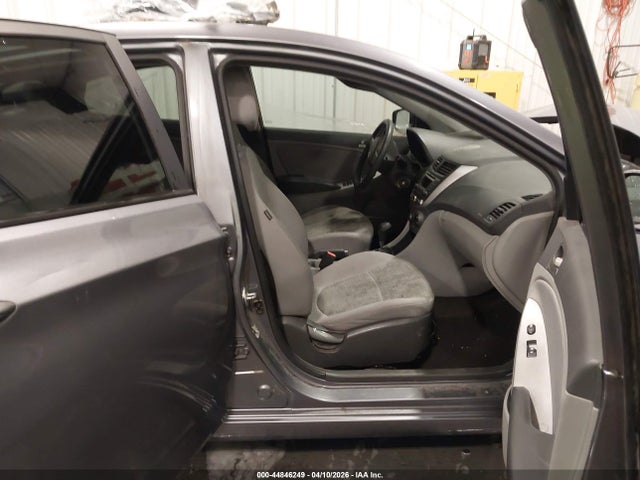 44846249 :رقم المزاد ، KMHCT4AE3GU162970 vin ، 2016 Hyundai Accent Se مزاد بيع