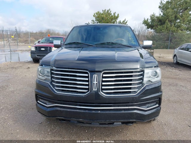 2015 Lincoln Navigator L მანქანა იყიდება აუქციონზე, vin: 5LMJJ3JT6FEJ09644, აუქციონის ნომერი: 44846251