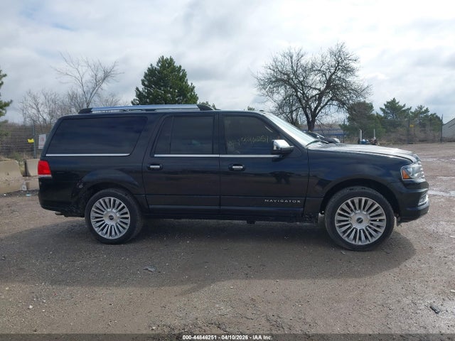 2015 Lincoln Navigator L მანქანა იყიდება აუქციონზე, vin: 5LMJJ3JT6FEJ09644, აუქციონის ნომერი: 44846251