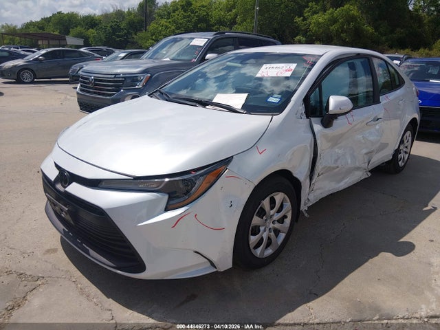 Toyota COROLLA LE 2026 5YFB4MDE0TP432205 Image 2