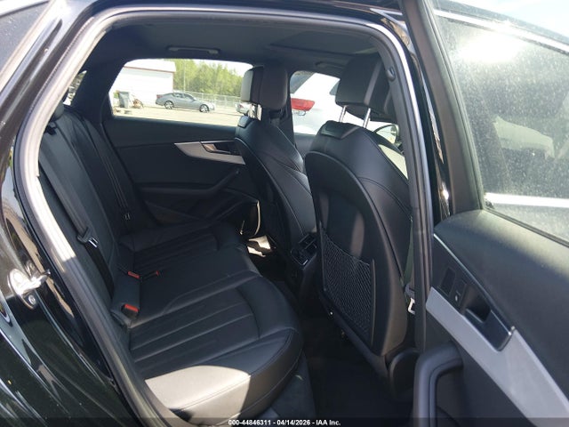 Продаж на аукціоні авто 2017 Audi A4 2.0t Premium, vin: WAUFNAF4XHA158487, номер лоту: 44846311