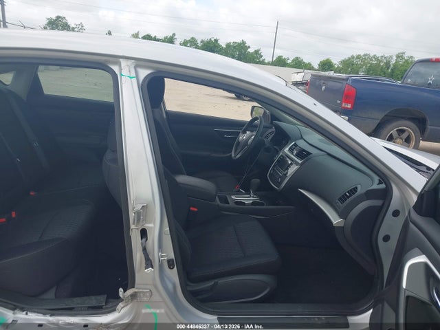 1N4AL3AP2HN361713 Nissan Altima 2.5 S
