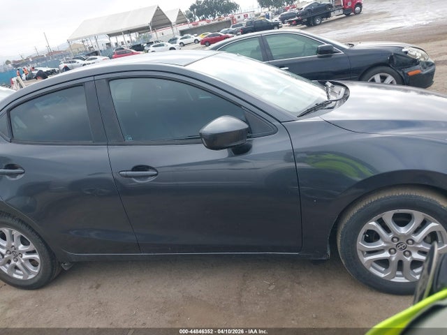 Scion IA 2016 3MYDLBZVXGY140187 Image 13