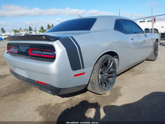 2022 Dodge Challenger R/t Scat Pack მანქანა იყიდება აუქციონზე, vin: 2C3CDZFJ1NH135775, აუქციონის ნომერი: 44846355