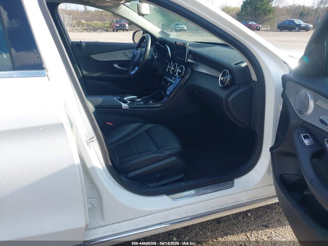 Продажа на аукционе авто 2015 Mercedes-benz C 300 4matic, vin: 55SWF4KB6FU032569, номер лота: 44846356