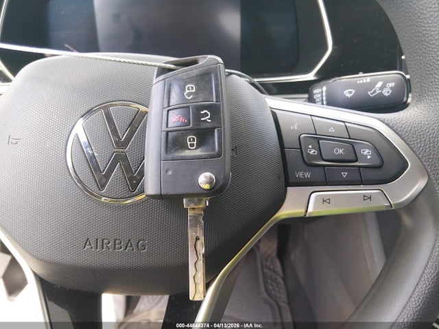 2022 Volkswagen Jetta 1.5t Sport მანქანა იყიდება აუქციონზე, vin: 3VWAM7BU5NM019372, აუქციონის ნომერი: 44846374