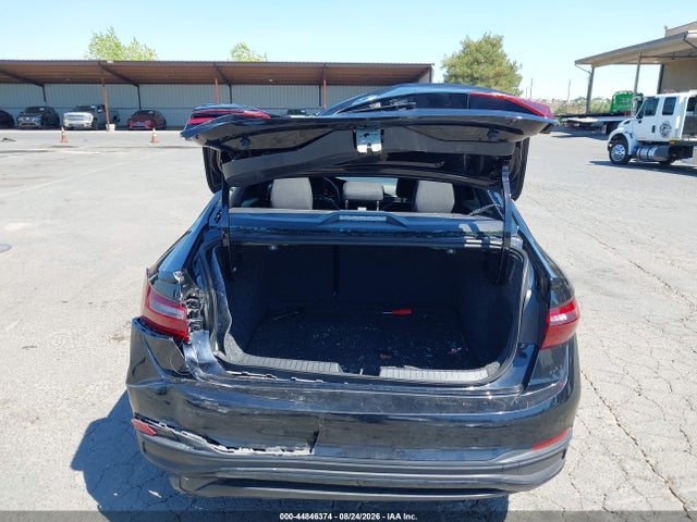 2022 Volkswagen Jetta 1.5t Sport მანქანა იყიდება აუქციონზე, vin: 3VWAM7BU5NM019372, აუქციონის ნომერი: 44846374