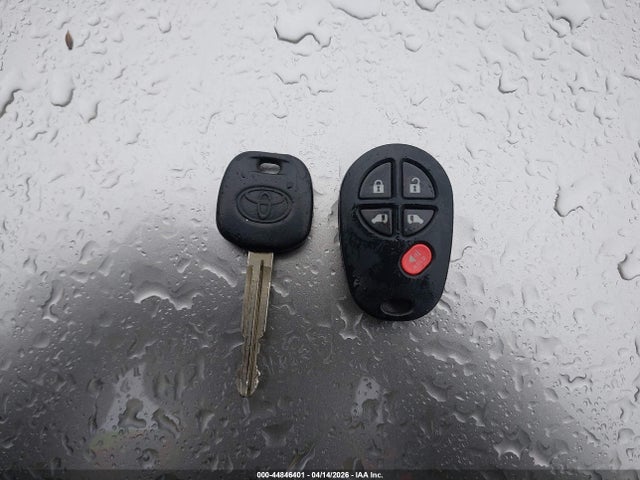 44846401 :رقم المزاد ، 5TDKZ3DC3JS927612 vin ، 2018 Toyota Sienna Le 8 Passenger مزاد بيع