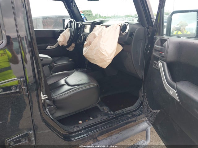 2014 Jeep Wrangler Unlimited Sahara მანქანა იყიდება აუქციონზე, vin: 1C4HJWEG8EL142000, აუქციონის ნომერი: 44846404