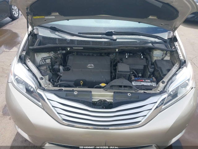 5TDDK3DC4FS123436 Toyota Sienna Limited Premium 7 Passenger