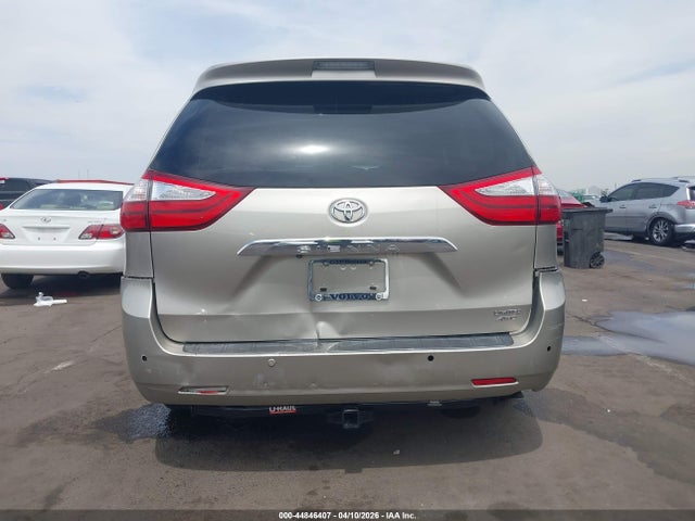 5TDDK3DC4FS123436 Toyota Sienna Limited Premium 7 Passenger