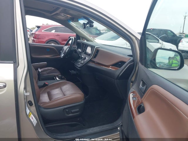 5TDDK3DC4FS123436 Toyota Sienna Limited Premium 7 Passenger