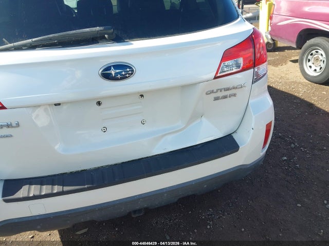 Aukcja sprzedaży 2014 Subaru Outback 3.6r Limited, vin: 4S4BRDPC6E2256110, numer aukcji: 44846429