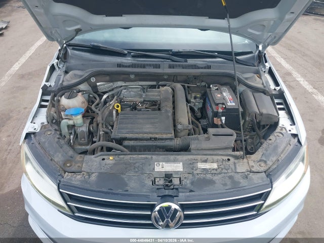 44846431 :رقم المزاد ، 3VW2B7AJXHM376293 vin ، 2017 Volkswagen Jetta 1.4t S مزاد بيع