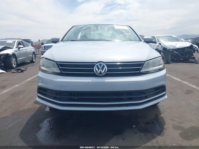44846431 :رقم المزاد ، 3VW2B7AJXHM376293 vin ، 2017 Volkswagen Jetta 1.4t S مزاد بيع