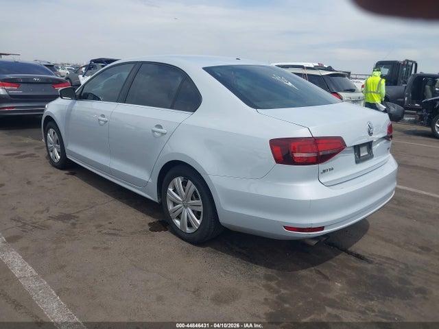 44846431 :رقم المزاد ، 3VW2B7AJXHM376293 vin ، 2017 Volkswagen Jetta 1.4t S مزاد بيع