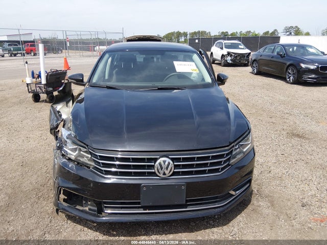 Продажа на аукционе авто 2017 Volkswagen Passat 1.8t S, vin: 1VWAT7A37HC024445, номер лота: 44846445