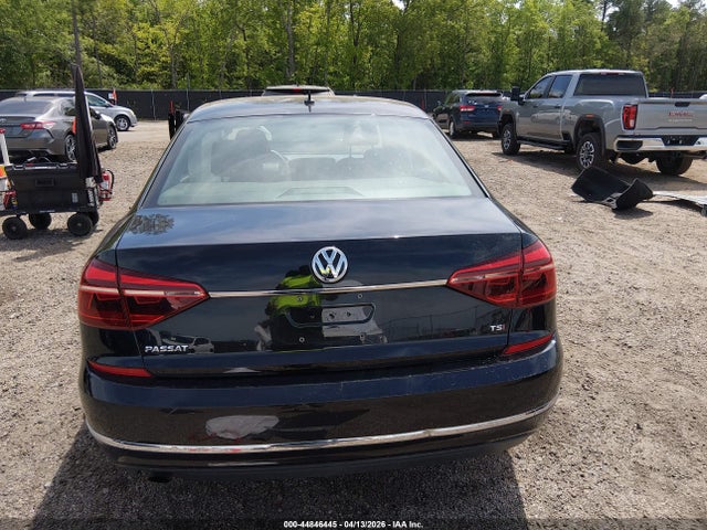 Продажа на аукционе авто 2017 Volkswagen Passat 1.8t S, vin: 1VWAT7A37HC024445, номер лота: 44846445