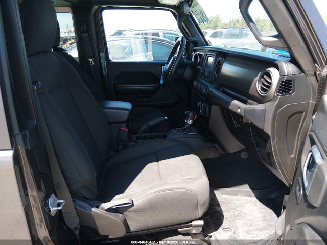 1C4GJXAG4KW578330 Jeep Wrangler Sport S 4x4