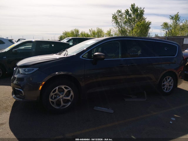 Продажа на аукционе авто 2023 Chrysler Pacifica Touring L, vin: 2C4RC1BG7PR601081, номер лота: 44846464