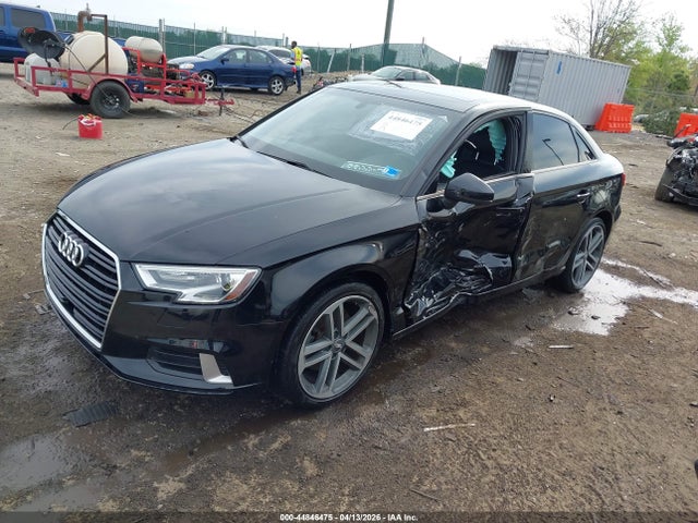 44846475 :رقم المزاد ، WAUAUGFF1J1081564 vin ، 2018 Audi A3 2.0t Premium مزاد بيع