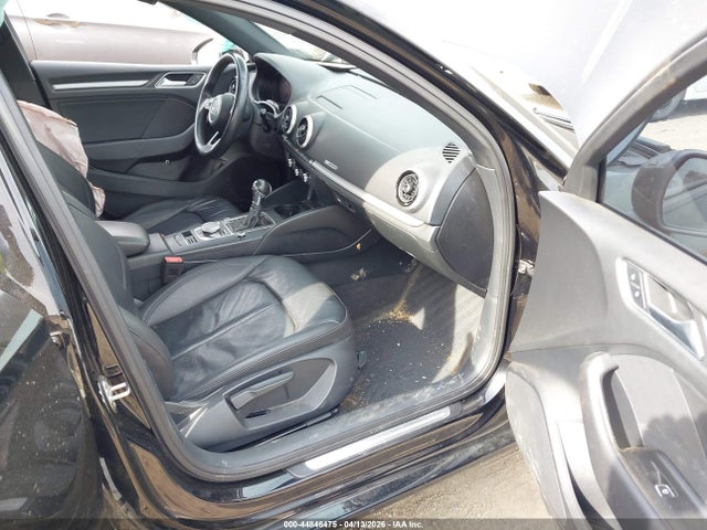 44846475 :رقم المزاد ، WAUAUGFF1J1081564 vin ، 2018 Audi A3 2.0t Premium مزاد بيع