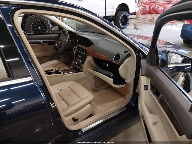 Aukcja sprzedaży 2014 Mercedes-benz C 250 Sport, vin: WDDGF4HB6EG247019, numer aukcji: 44846489
