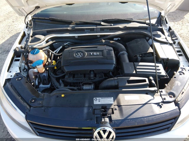 2014 Volkswagen Jetta 1.8t Se მანქანა იყიდება აუქციონზე, vin: 3VWD17AJ8EM234774, აუქციონის ნომერი: 44846491