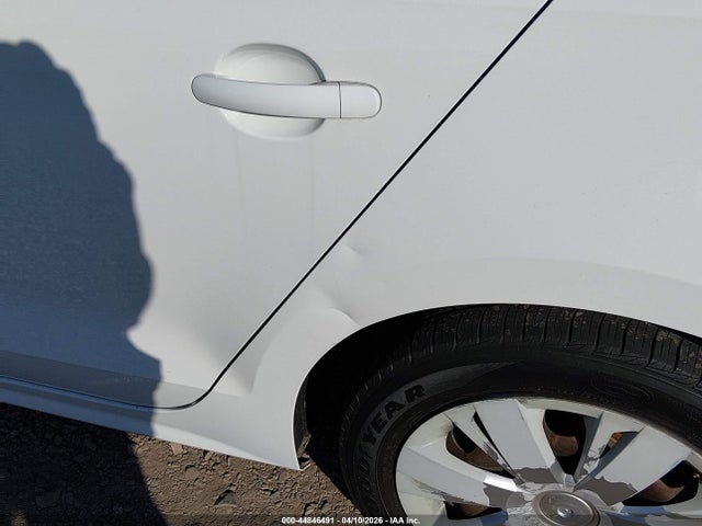 2014 Volkswagen Jetta 1.8t Se მანქანა იყიდება აუქციონზე, vin: 3VWD17AJ8EM234774, აუქციონის ნომერი: 44846491