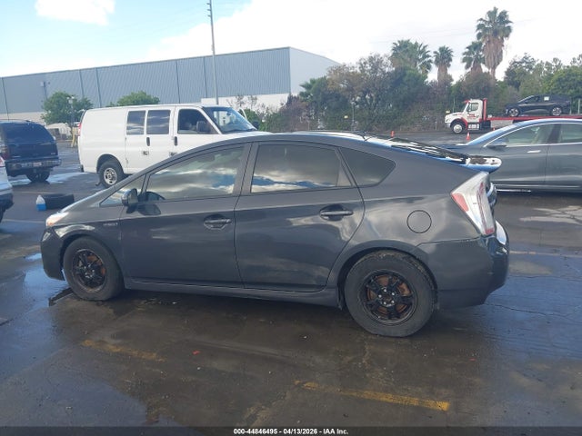 Toyota Prius Three 2015 JTDKN3DU7F0435566 Image 14