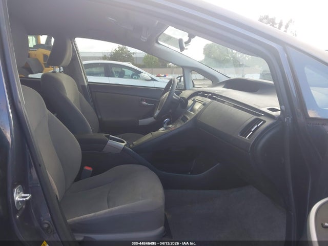 Toyota Prius Three 2015 JTDKN3DU7F0435566 Image 5